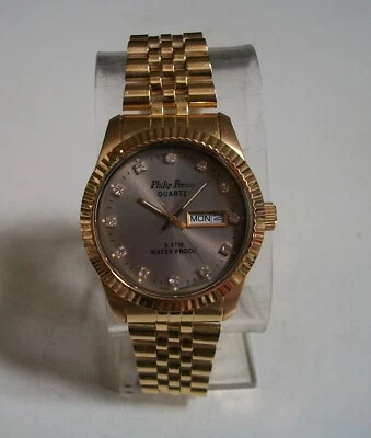 MEN'S GOLD FINISH DAY & DATE FASHION INSPIRED STYLE DRESSY CASUAL WATCH - Image 1 of 4