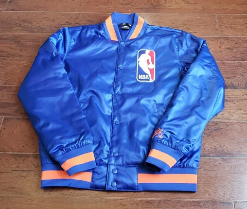 Nike SB NBA Men's Small Satin Bomber Jacket Blue Orange Knicks AH3392-495 Cover
