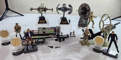Vtg Kenner Star Wars figure mixed lot Power of force, micro machine, gunner 90s - Image 1 of 4
