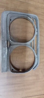 Bisel de faros Buick Skylark 1966 LH 1373263 Foto 1 de 3