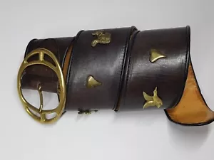 Rey Busa vintage women's leather belt with brass inserts of forest animals - Picture 1 of 10