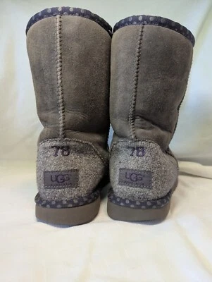 Uggs Talla 8 Gris Polk-a-dot 78 Colección Botas Foto 1 de 4