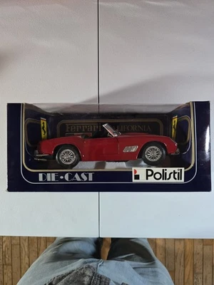 Polistil 法拉利 250 California 1: 16 比例 TG 21 (VN8) 全新带盒 — 第 1/4 张图片