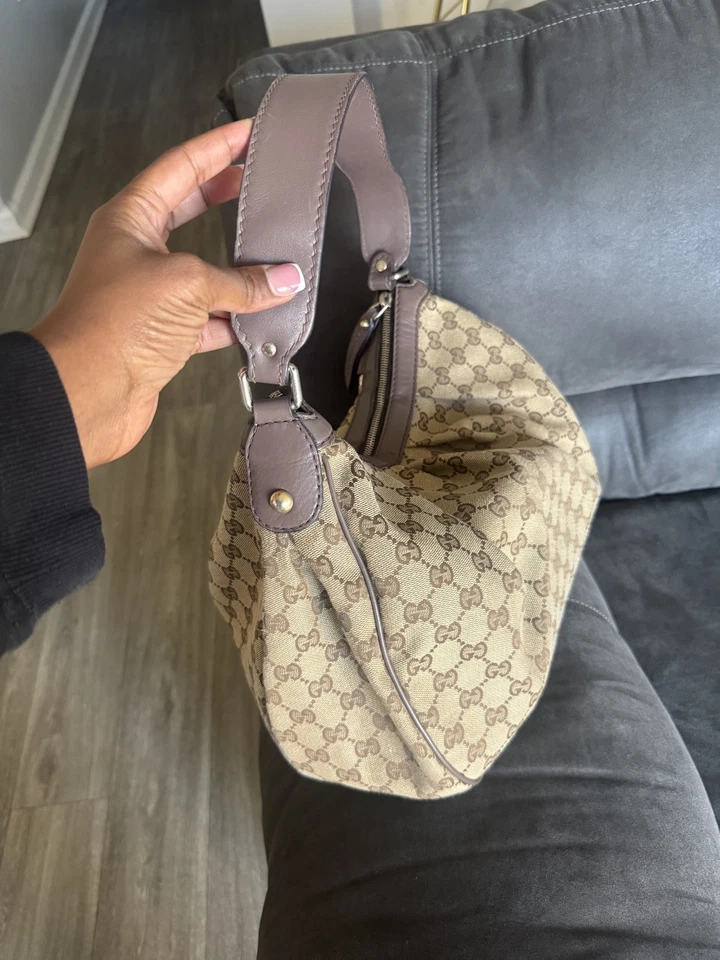Bolso de Hombro GUCCI GG GHW Sukey Hobo 232955 Lona Marrón/Rosa Foto 1 de 4