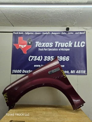 Guardabarros delantero derecho Ford Super Duty 1999-2007 F250 F350 F450 F550 Excurs Foto 1 de 4