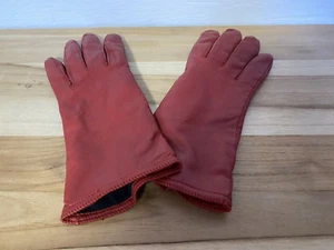 VTG Isotoner Ladies Genuine Red Leather Lined Gloves Size 7 ~  EUC - Picture 1 of 8