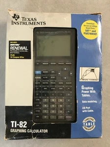 Texas Instruments TI-82 original con guía y adaptador de cable de enlace gráfico - Nuevo de Lote Antiguo - Imagen 1 de 5