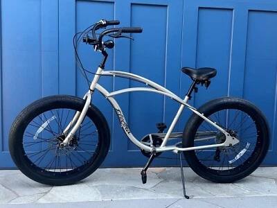 Electra Lux 7D Толстая Шина Step-Over Beach Cruiser Велосипед - Матовый Титановый Цвет - Изображение 1 из 4
