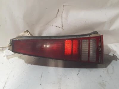 Conjunto de lanterna traseira esquerda usado serve: 1992 Ford Taurus SW esquerda grau A - Imagem 1 de 4