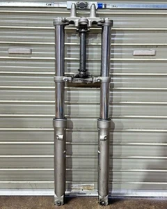 Genuine Honda NC42 CB400SF SUPER FOUR Front Fork Top Bridge Stem - Picture 1 of 10