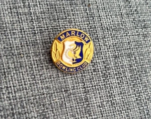 MARLOW BUCKINGHAMSHIRE BOWLS BOWLING BADGE VINTAGE ENAMEL BADGE - Picture 1 of 2