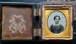 Antique Ambrotype Lovely Woman Genuine Union Case - Picture 1 of 13