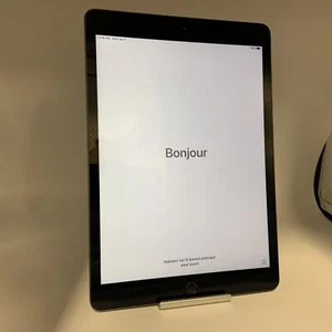 Apple iPad 8th Generation 32GB Space Gray WiFi Good Condition - Afbeelding 1 van 7