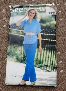 See & Sew 6945 Size A (8-10-12)  Misses' Tunic & Pants - Picture 1 of 9