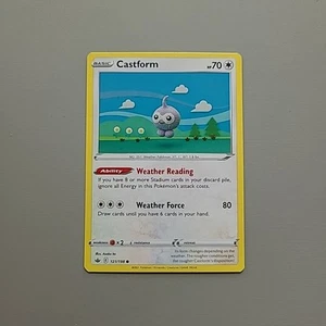 Juego de cartas coleccionables Pokémon: Castform 121/198, Chilling Reign Crochet Asako Ito casi nuevo  - Imagen 1 de 2