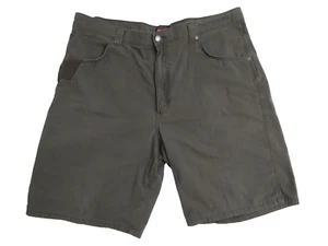 Wrangler Men's Size 40 Riggs Workwear Technician RipStop Outdoor Work Shorts - Picture 1 of 9