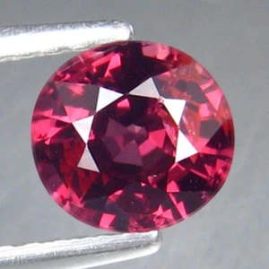 1.29CT 6X6MM AMAZING FIRE 100% NATURAL PURPLE RHODOLITE GARNET GEMSTONES - Picture 1 of 3