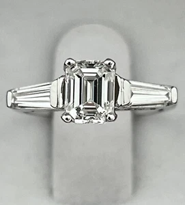 EMERALD CUT DIAMOND SOLITAIRE RING, 1.67 CARAT, GIA CERT, APPR. RET USD $10,200 - Picture 1 of 15
