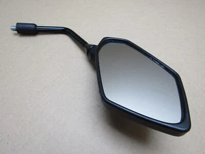 Specchio retrovisore destro Kawasaki KLE Versys 650 FKFA 2019 19.633 miglia (14123) - Foto 1 di 6