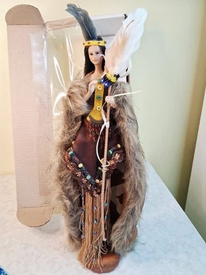 Muñeca reliquia Duck House auténtica con licencia de 15" con borlas nativa americana T3 Foto 1 de 4