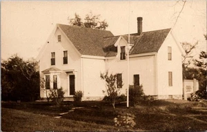 HOUSE Rppc Postcard - Picture 1 of 2