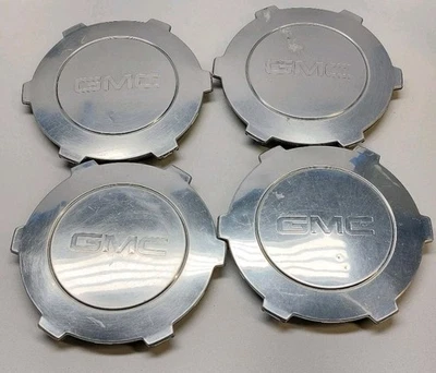 🤑 Juego de 4 tapas centrales de rueda pulidas GMC Yukon 2005-2006 usadas OEM #9594521  Foto 1 de 4