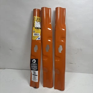 50" Deck Mulching Blades for Cub Cadet S-Shape Center OE# 742P05094-L, 742-05094 - Bild 1 von 6