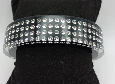 Bracelete Swarovski preto cristal punho largo – strass incrustado, tamanho M - Imagem 1 de 4