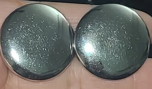 Pendientes vintage con clip de botón en tono plata. - Imagen 1 de 3