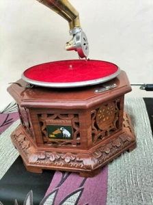 Vintage Charm Embodied: Handmade Embroidered HMV Gramophone Record Player Phone - Picture 1 of 8