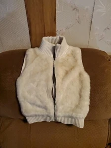 Gap Kids Girls Size SMALL Cream Faux Fur Sweater Vest Full Zip CREAM PRE-OWNED - Picture 1 of 5