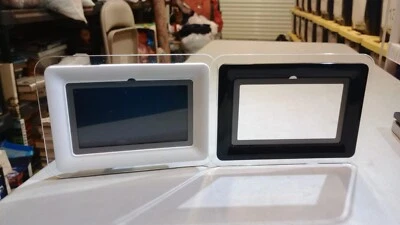 Genuine Coby (DP-772) White 7" (Inch) Screen Digital Photo Frame w/ MP3 Player - Image 1 of 4