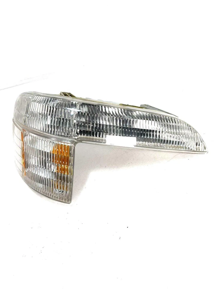Luz de estacionamiento/esquina de pasajero Ford Explorer 1995-2001 luz de estacionamiento señal de giro 29765 Foto 1 de 4