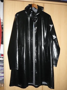 Stutterheim Mosebacke opal, Gr. M, neuwertig, Lackjacke - Bild 1 von 4