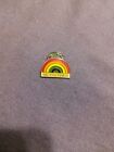 Rainbow De Colores 3/4" Metal Enamel Pin USED