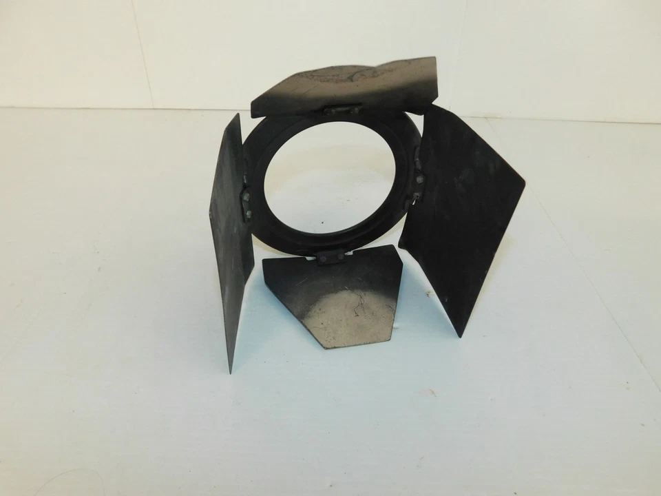 LOWEL Lichtabdeckung (MIQ19) - Image 1 of 3