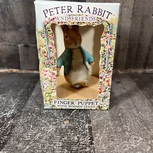 Frederick Warne Peter Rabbit Finger Puppet Fairytale with Stand VTG - Picture 1 of 7