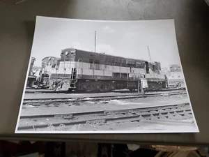 Milwaukee Road H-16-66 550 (8x10 B/W)(Used)(J) - Picture 1 of 3