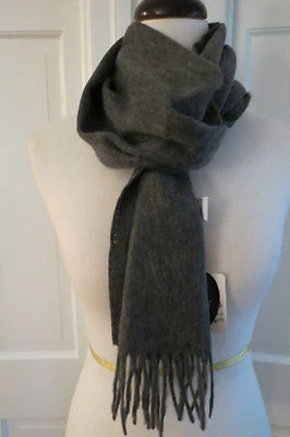 Cachecol Portolano masculino ou feminino cinza cashmere com franjas – Novo com etiquetas - US$ 176 - Imagem 1 de 4