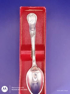 Silver Plated Coronation Spoon Queen Elizabeth II In Original Red Box - Picture 1 of 5