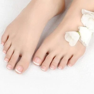 Press on Toenails Short, White French Tips Toenail Press Ons Square, Light - Picture 1 of 5