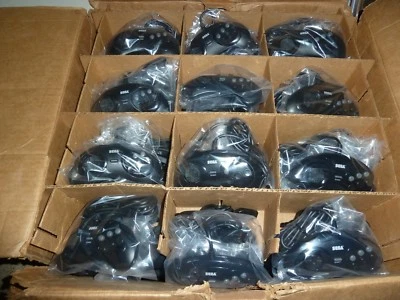 NEW  GENUINE  SEGA GENESIS 6 BUTTON CONTROLLER MK-1653 SEGA BRAND NEW  UNUSED - Image 1 of 4