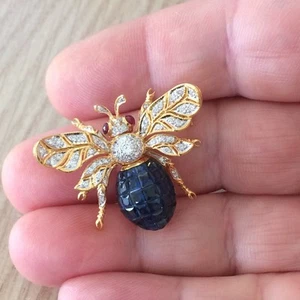 Bee Brooch 18k Yellow Gold Natural White Diamonds, Blue Sapphires, Rubies 5.25ct - Picture 1 of 10