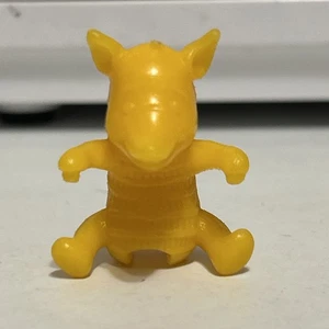 VINTAGE DISNEY WINNIE THE POOH PIGLET SPOON SITTER 1960's NABISCO CEREAL TOY - Picture 1 of 5