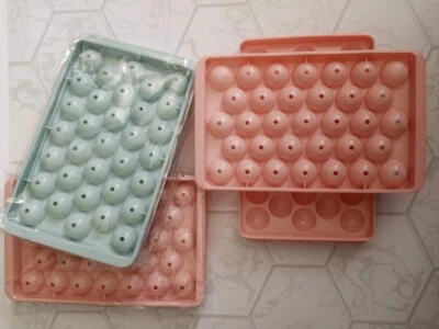 1 paquete de bandejas redondas para cubitos de hielo pequeñas, hace 33 bolas de hielo. Verde azulado o rosa. Molde de hielo Foto 1 de 3