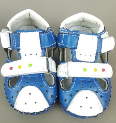Zapatos Deportivos Baby YTOP Japoneses Bumble Bee Star Azul y Blanco - Talla 15 Foto 1 de 4