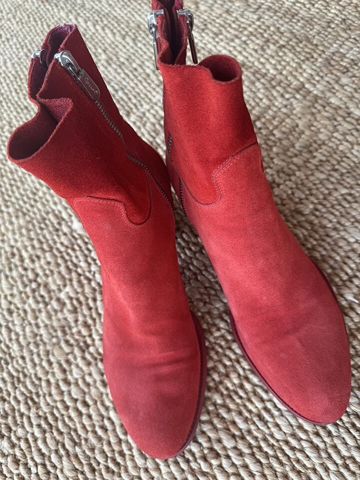 Suede Red boots Rocco P pre owned good MADE IN ITALY 39 - Image 1 of 4