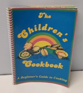 Vintage 1980 The Children's Cookbook A Beginners Guide To Cooking Spiral Bound - Bild 1 von 7