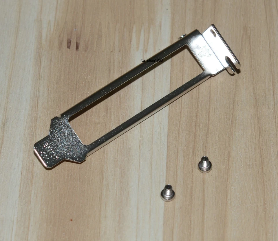 New Intel Low-Profile Bracket for E1G44ET, E1G44ET2, I340-T4, I350-T4 Quad Port - Image 1 of 4