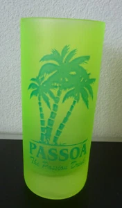 Passoa The Passion Drink Passionsfrucht Likör Longdrink Mattglas Grün Jamaika - Bild 1 von 5